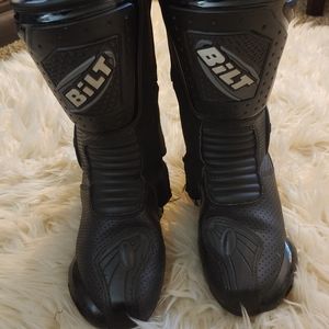 Motorcycle boots--Womens